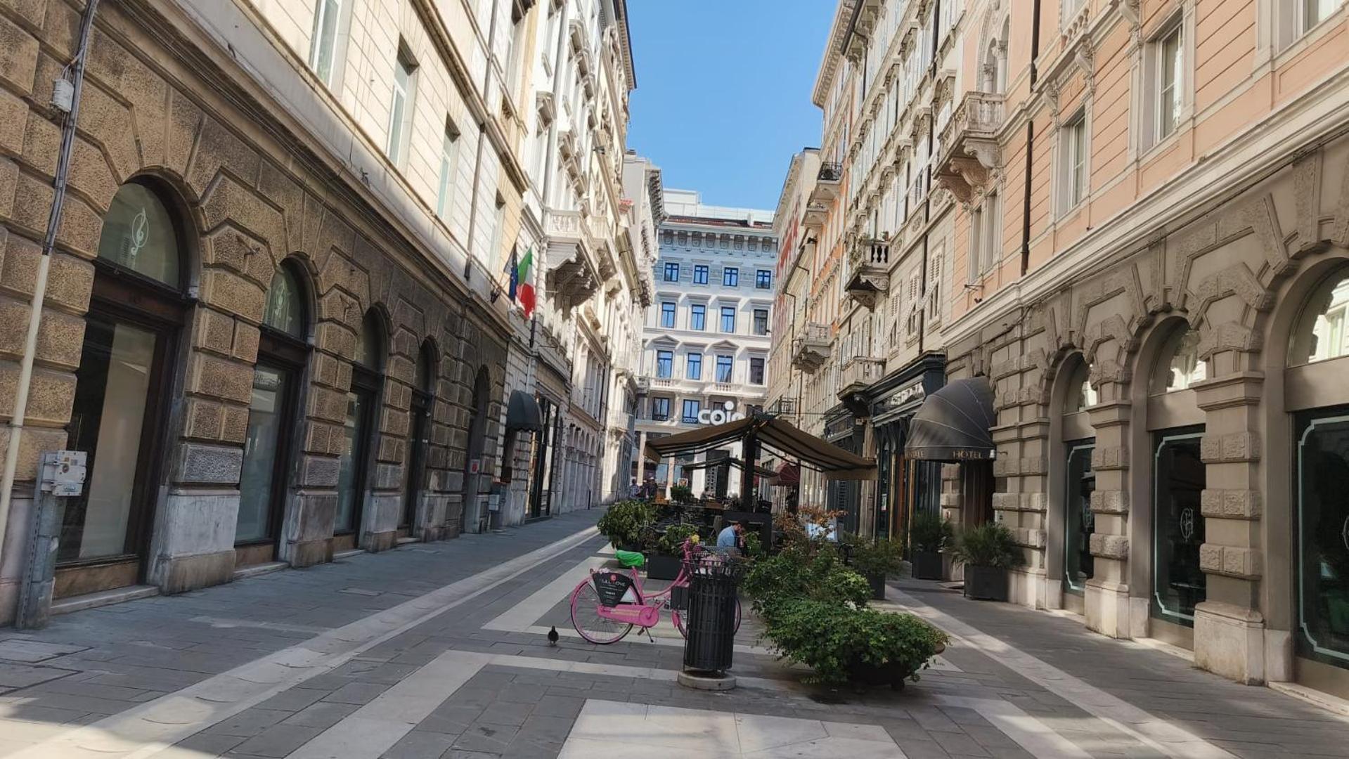 Teatro Romano Exclusive Suites Trieste Exterior photo